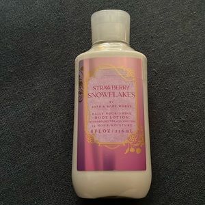 Strawberry snowflakes lotion